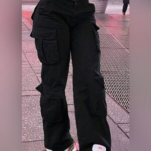 SHEIN Black Cargo Jeans for Women